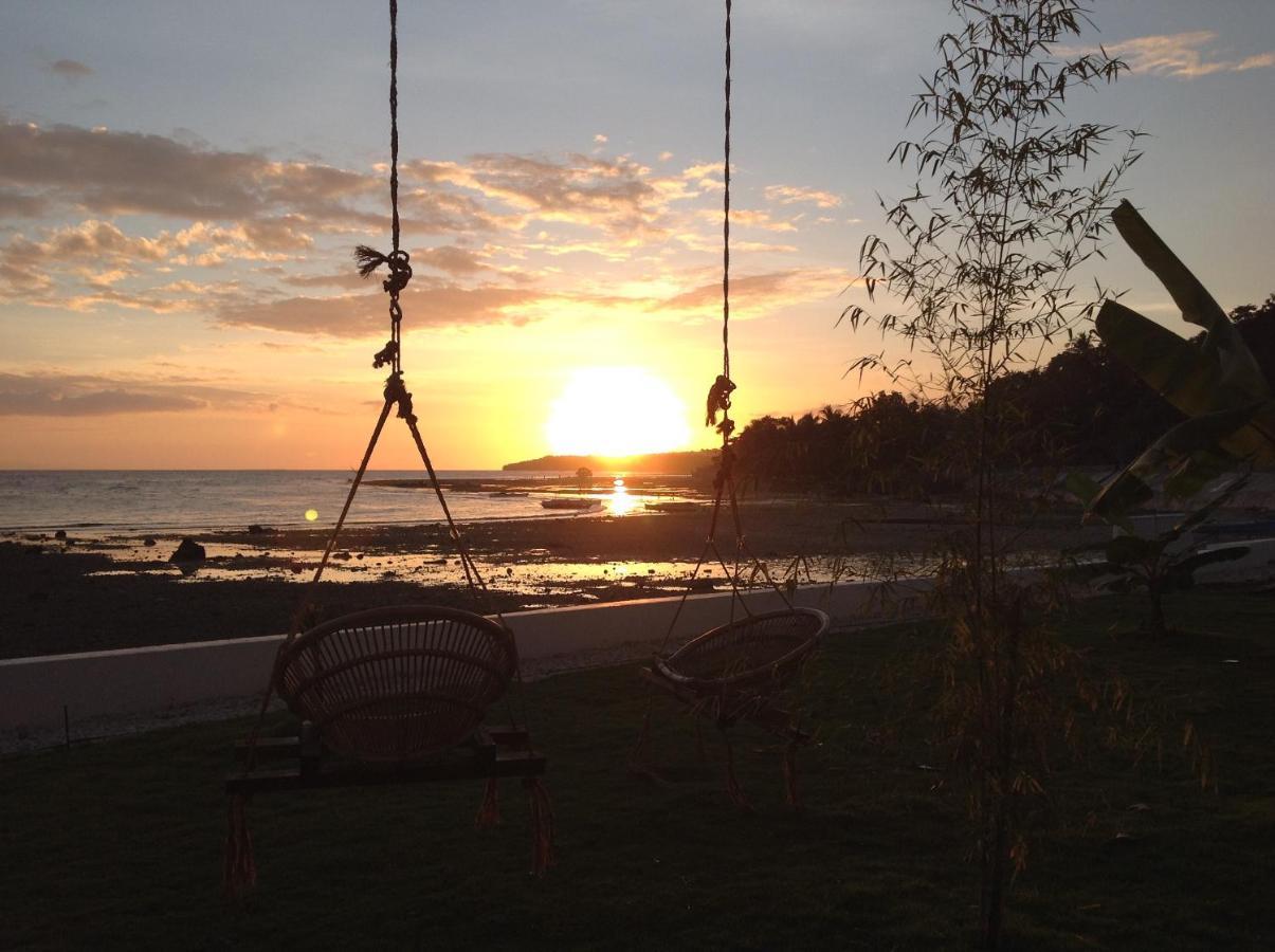 Bamboobeachvilla1 Ac New Oceanfront Pool Sunsetview Garden Kitchen Satellite Starlink Wi-Fi Dimiao Eksteriør billede