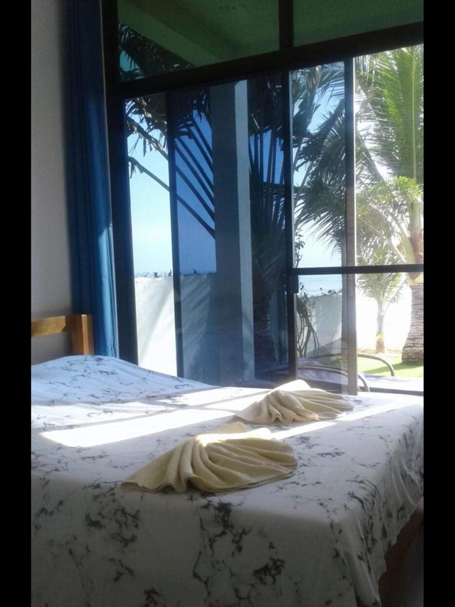 Bamboobeachvilla1 Ac New Oceanfront Pool Sunsetview Garden Kitchen Satellite Starlink Wi-Fi Dimiao Eksteriør billede